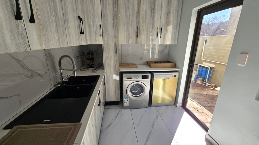 3 Bedroom Property for Sale in Estate D Afrique North West